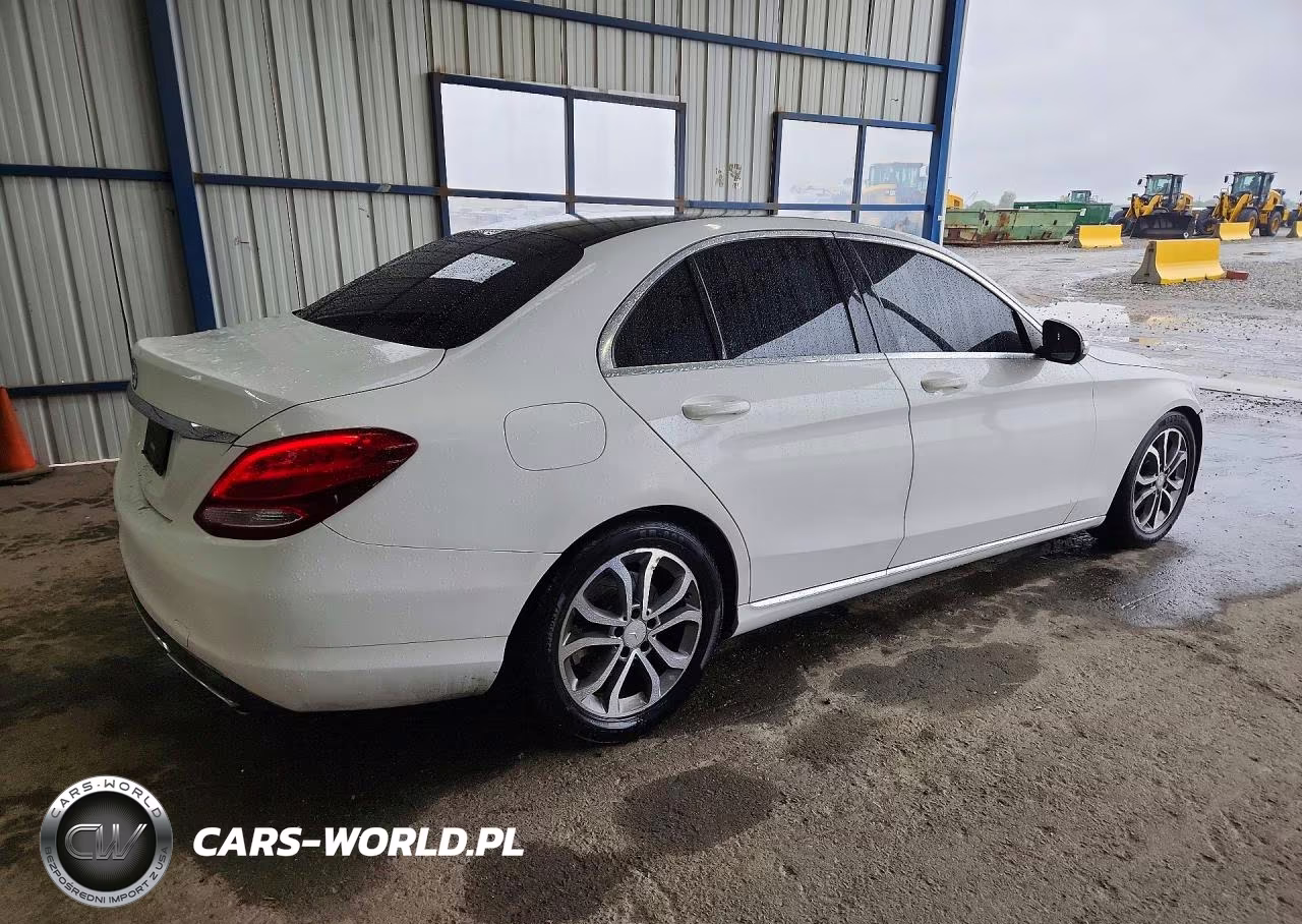 2015 Mercedes-Benz C 300 VIN:55SWF4JB3FU085294 - 3