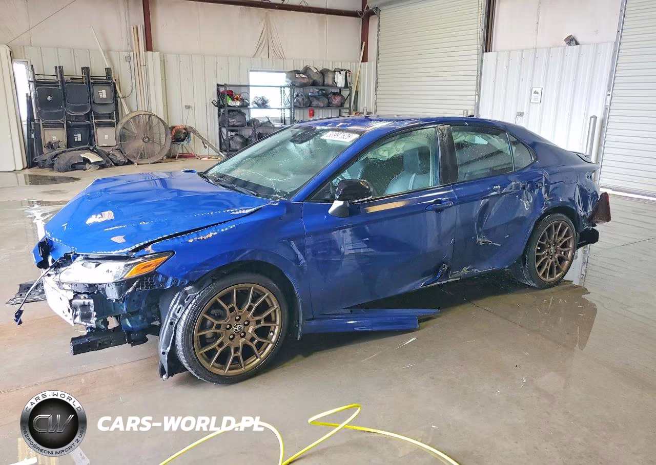 2023 Toyota Camry Se Nightshade – zdjęcie 1 z 12