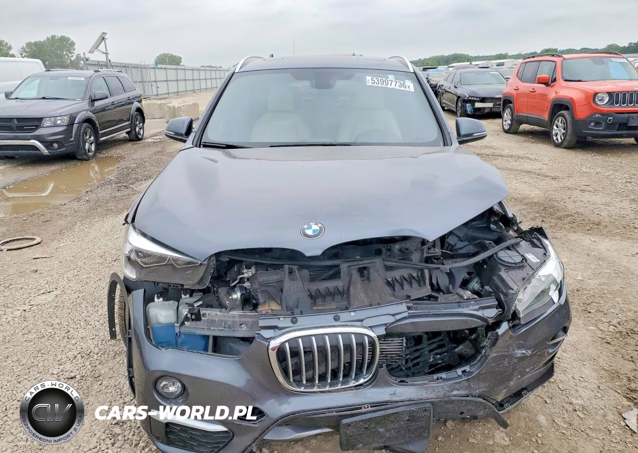 2018 BMW X1 xDrive28I VIN:WBXHT3C38J5L28047 - 5