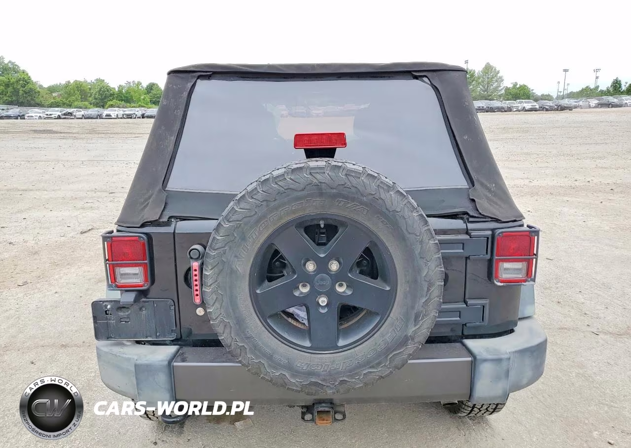 2017 Jeep Wrangler Unlimited Sport VIN:1C4BJWDG2HL664973 - 6