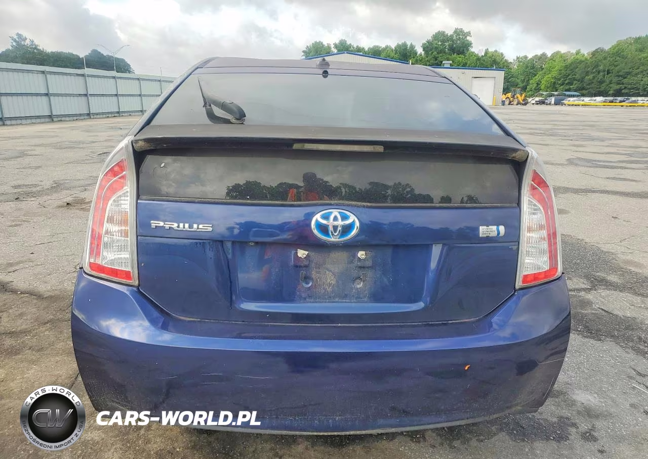 2012 Toyota Prius Three VIN:JTDKN3DU0C1547728 - 6