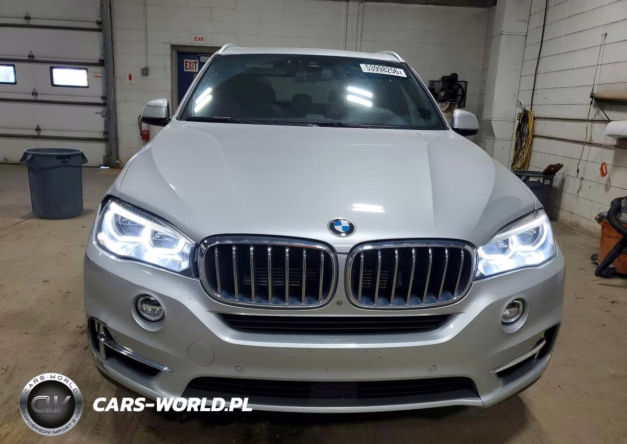 2018 BMW X5 Xdr40E VIN:5UXKT0C58J0W00367 - 5