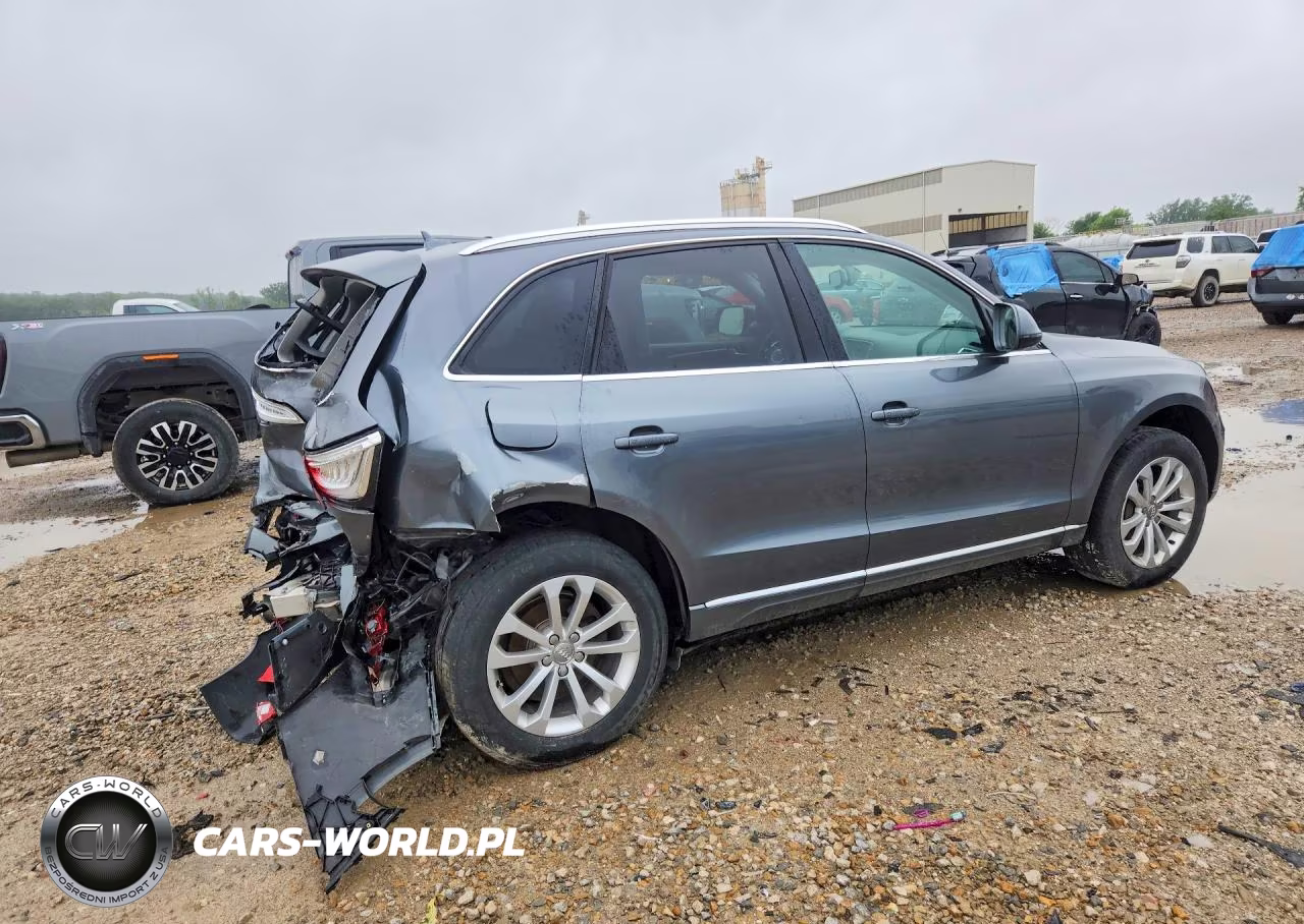 2014 Audi Q5 Premium Plus VIN:WA1LFAFP7EA049133 - 3