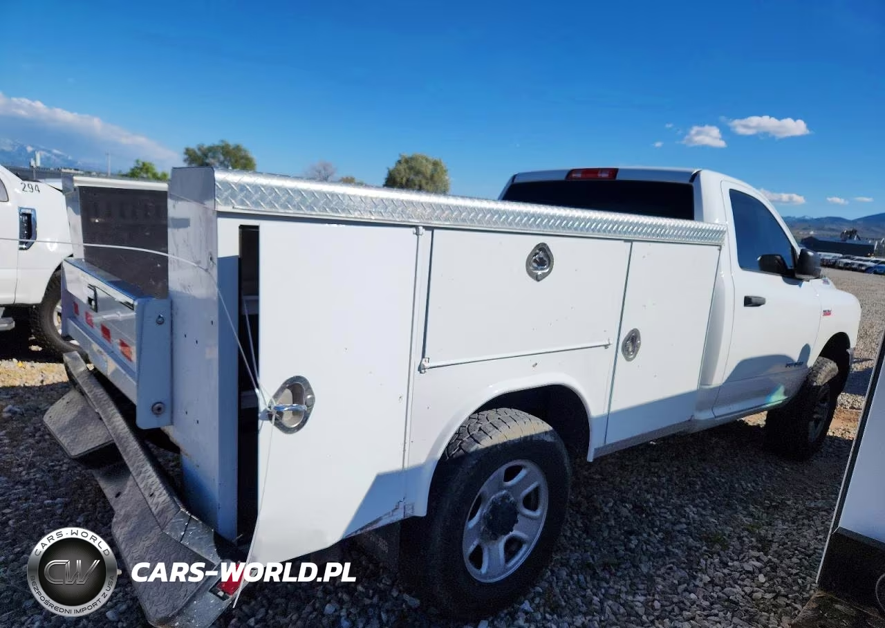 2020 Ram 2500 Tradesman VIN:3C6MR5AJXLG197231 - 4