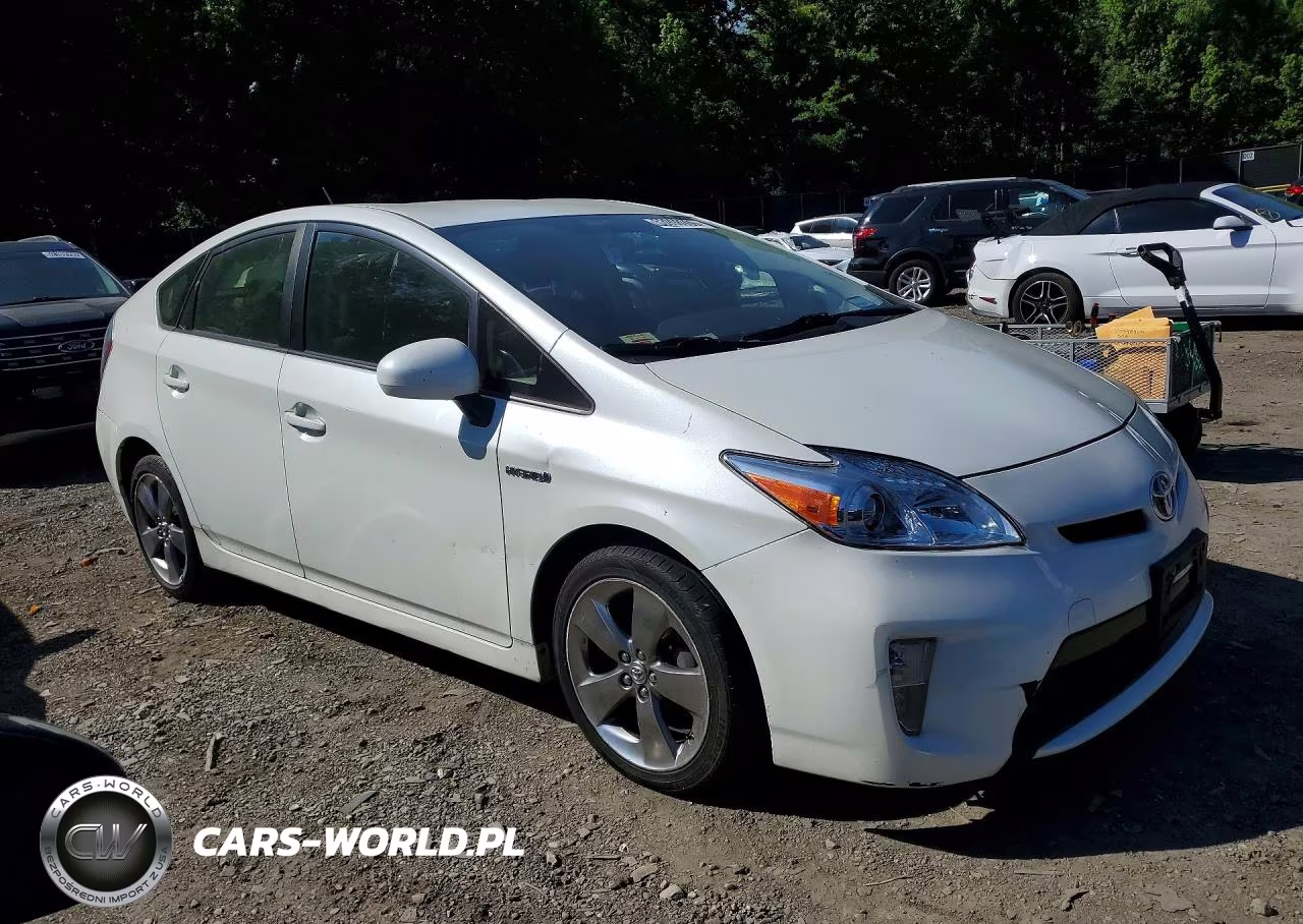 2013 Toyota Prius Persona Series Se VIN:JTDKN3DU2D1663059 - 4