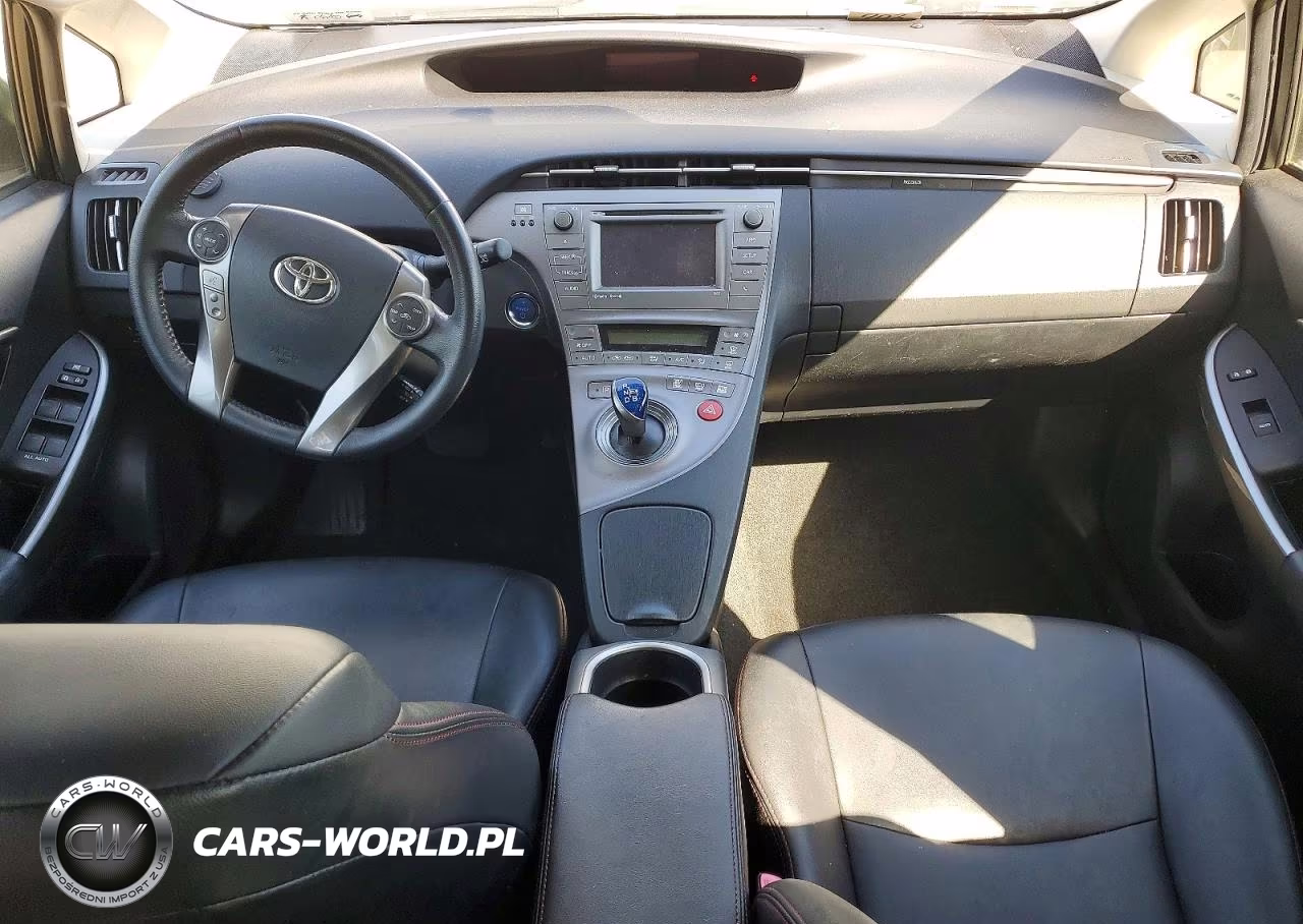 2013 Toyota Prius Persona Series Se VIN:JTDKN3DU2D1663059 - 8