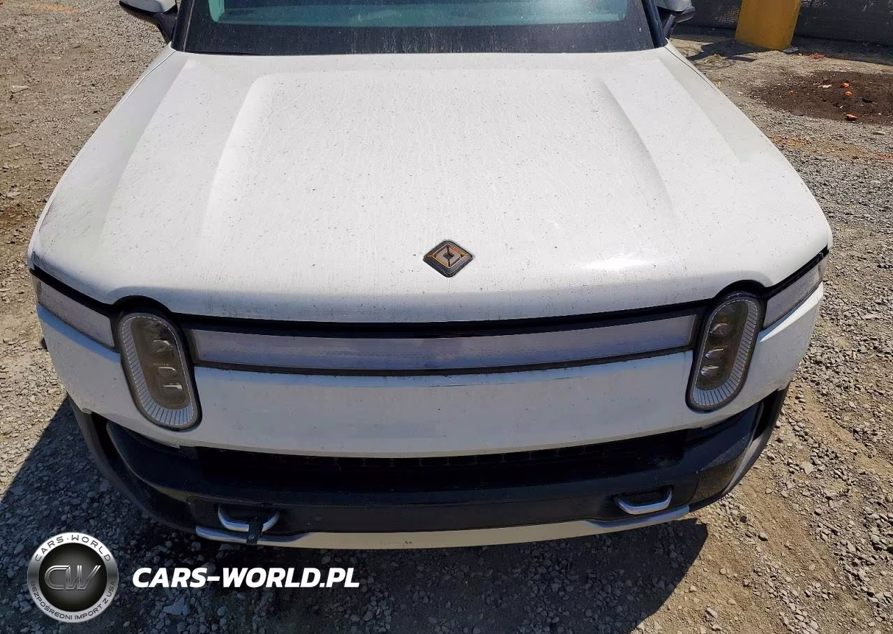 2022 Rivian R1T Adventure VIN:7FCTGAAAXNN015566 - 11