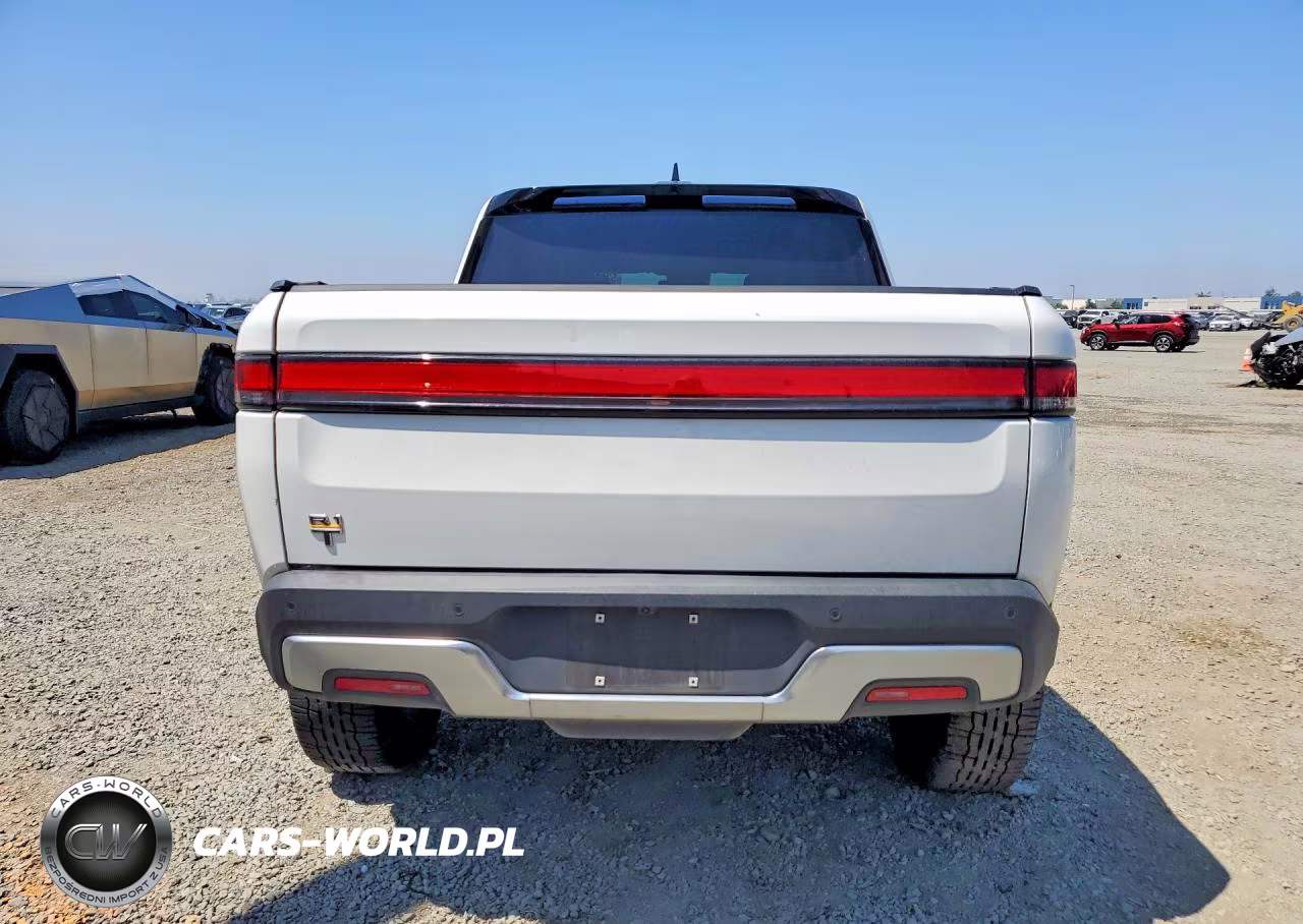 2022 Rivian R1T Adventure VIN:7FCTGAAAXNN015566 - 6