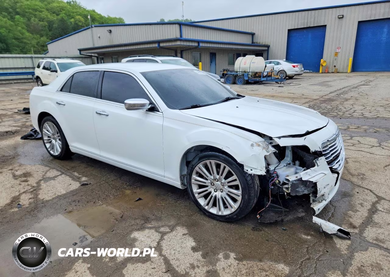 2011 Chrysler 300 Limited VIN:2C3CA5CG2BH581391 - 4