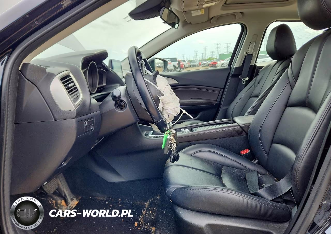2018 Mazda 3 Touring VIN:3MZBN1V31JM239877 - 7
