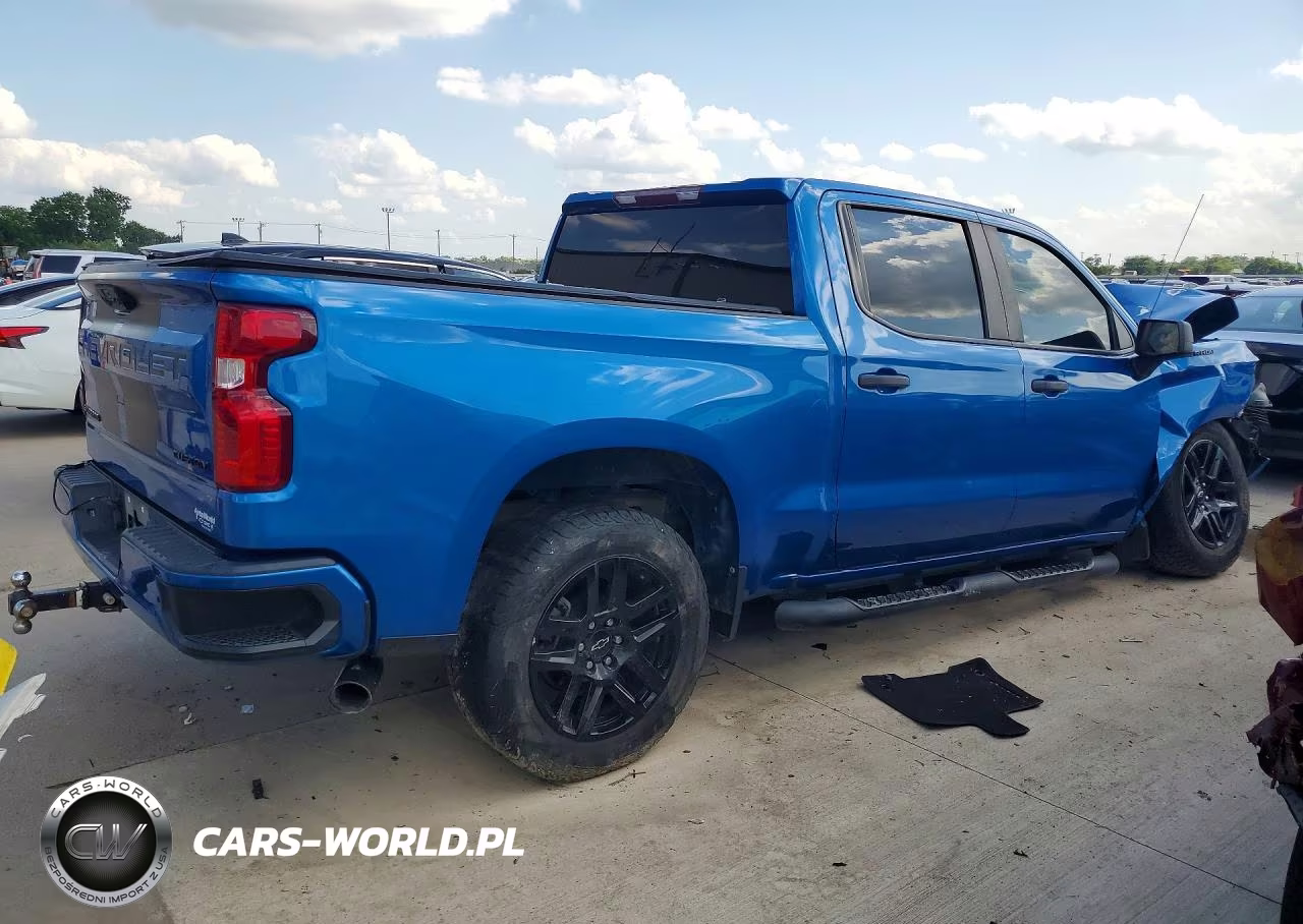 2022 Chevrolet Silverado C1500 Custom VIN:1GCPABEK2NZ523945 - 3