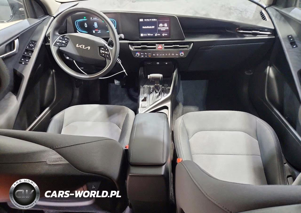 2026 Kia Niro Lx VIN:KNDCP3LE4T5324464 - 8