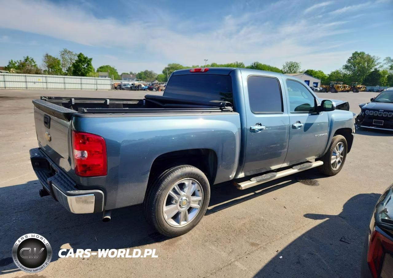 2011 Chevrolet Silverado C1500 Lt VIN:3GCPCSE0XBG394471 - 3