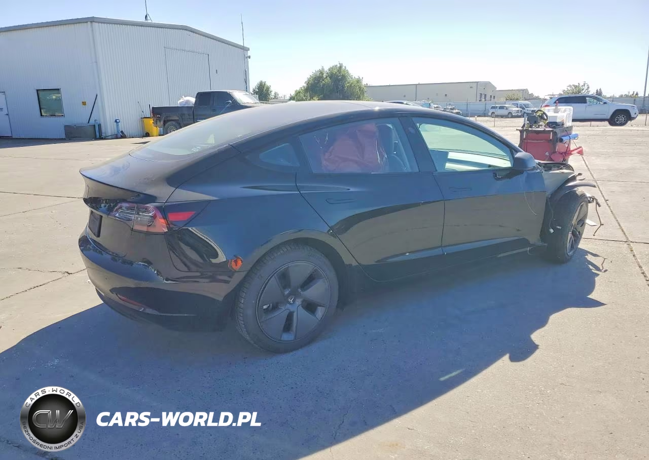 2023 Tesla Model 3 VIN:5YJ3E1EA5PF455492 - 3