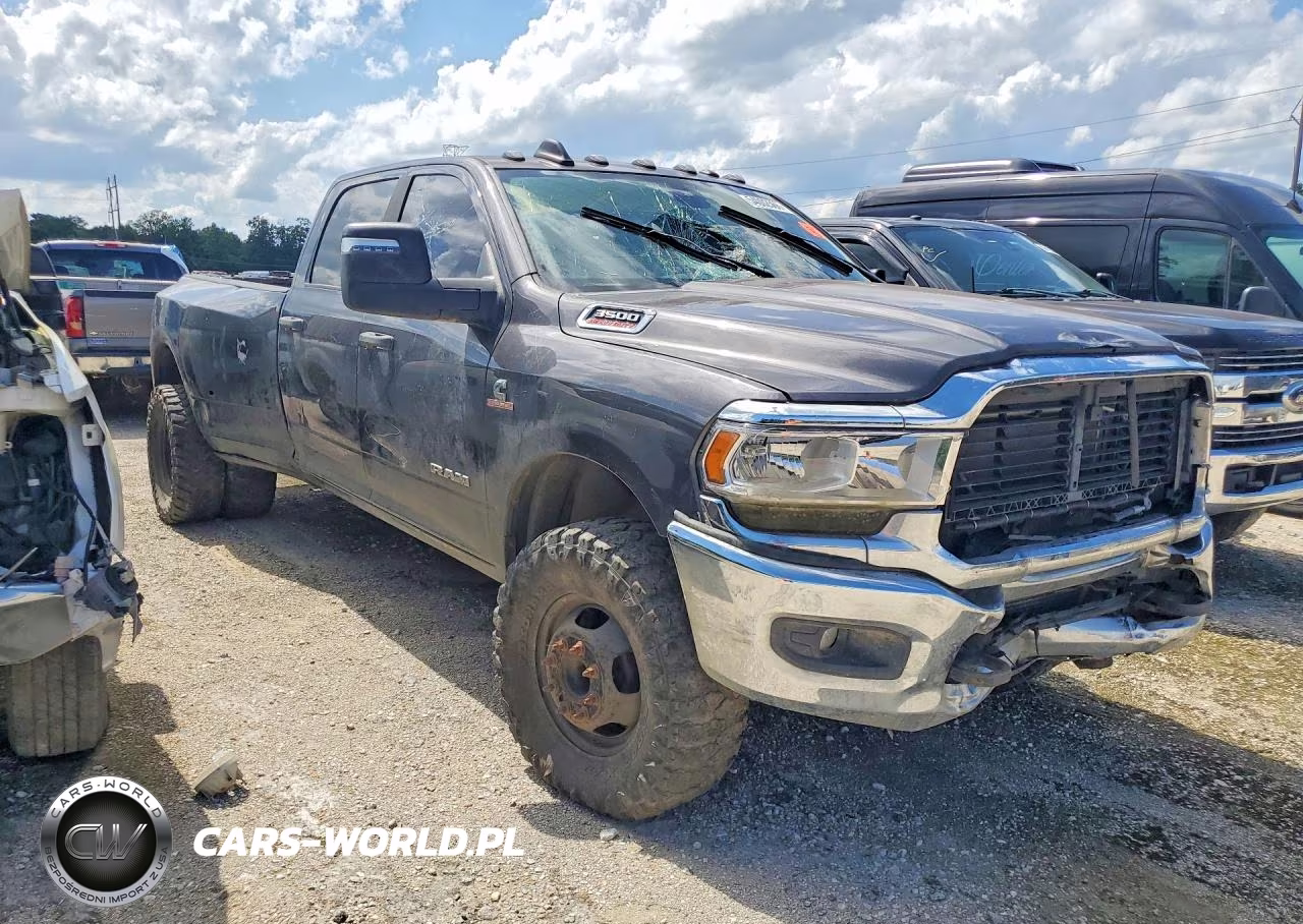 2023 Ram 3500 Big Horn VIN:3C63RRHL5PG597312 - 4