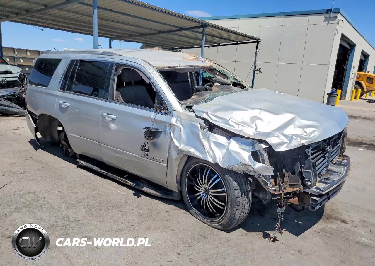 2018 Chevrolet Tahoe C1500 Ls VIN:1GNSCAKC0JR109494 - 4