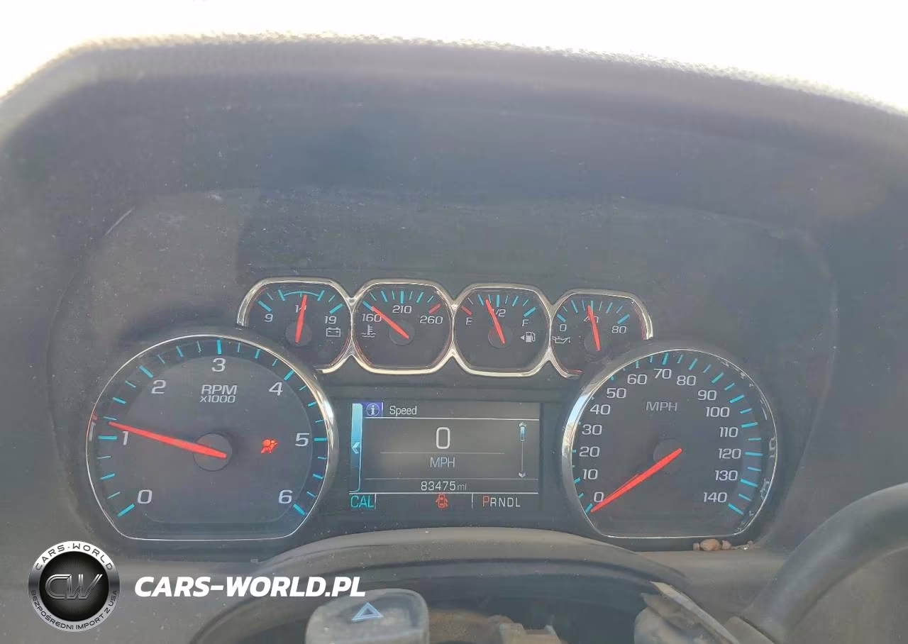 2018 Chevrolet Tahoe C1500 Ls VIN:1GNSCAKC0JR109494 - 9