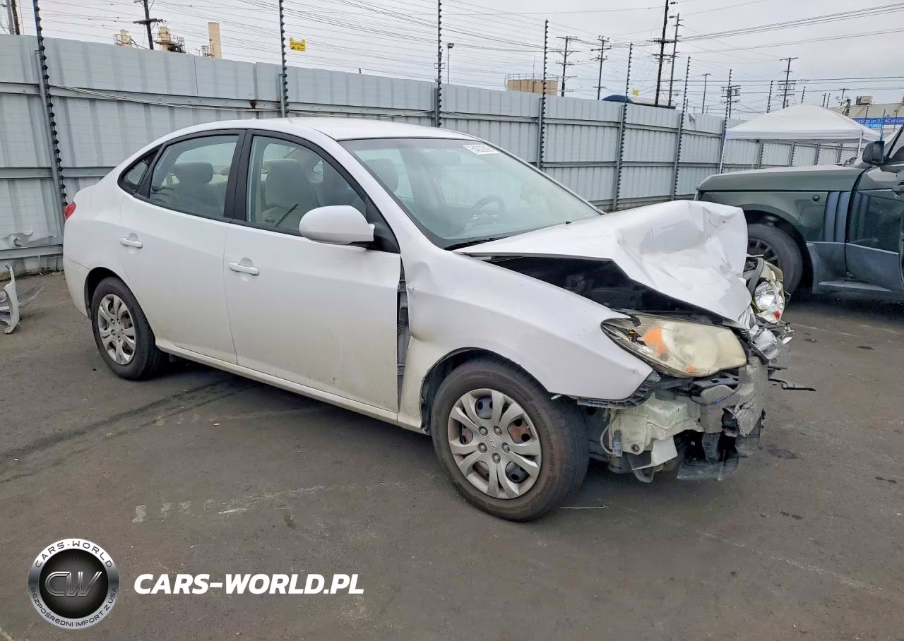 2010 Hyundai Elantra Gls VIN:KMHDU4ADXAU135345 - 4