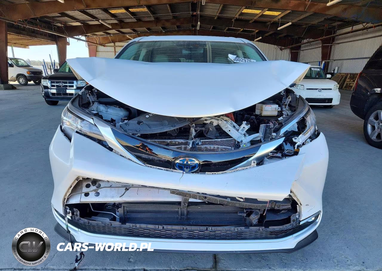 2024 Toyota Sienna Limited 7-Passenger VIN:5TDZSKFC5RS150842 - 5