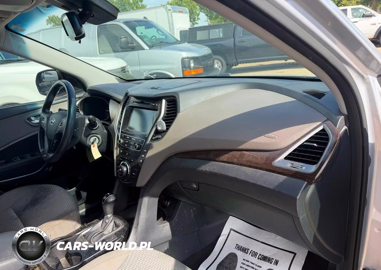 2017 Hyundai Santa Fe Se VIN:KM8SMDHF3HU179406 - 12