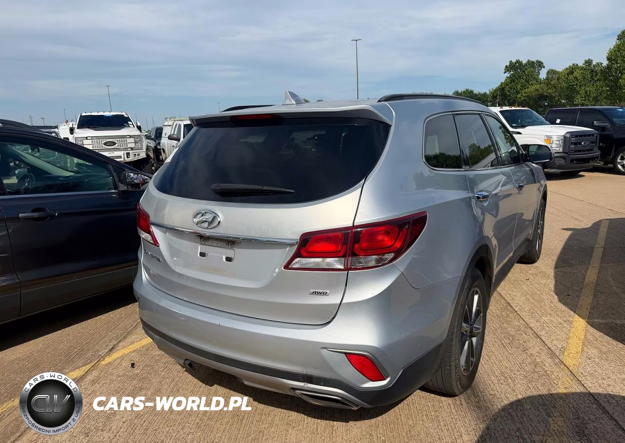 2017 Hyundai Santa Fe Se VIN:KM8SMDHF3HU179406 - 4