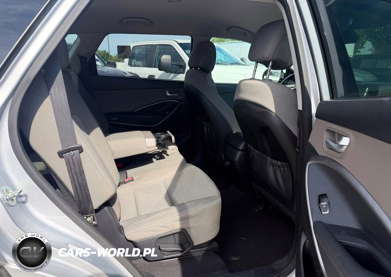 2017 Hyundai Santa Fe Se VIN:KM8SMDHF3HU179406 - 6