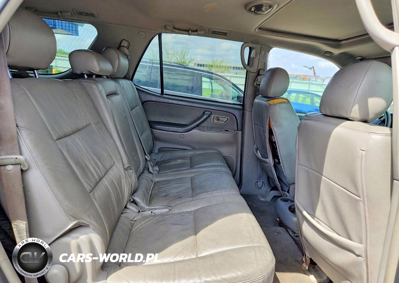 2005 Toyota Sequoia Sr5 VIN:5TDBT44A85S237107 - 11