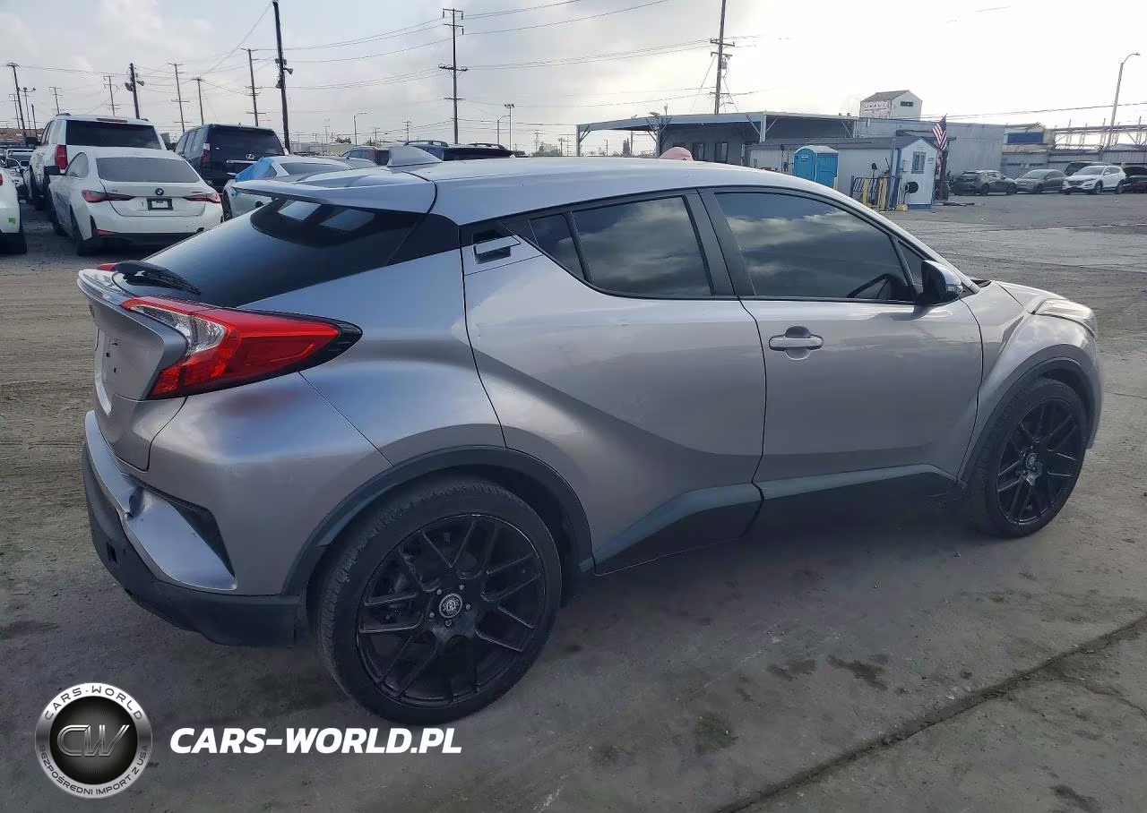 2020 Toyota C-Hr Le VIN:JTNKHMBX7L1073685 - 3