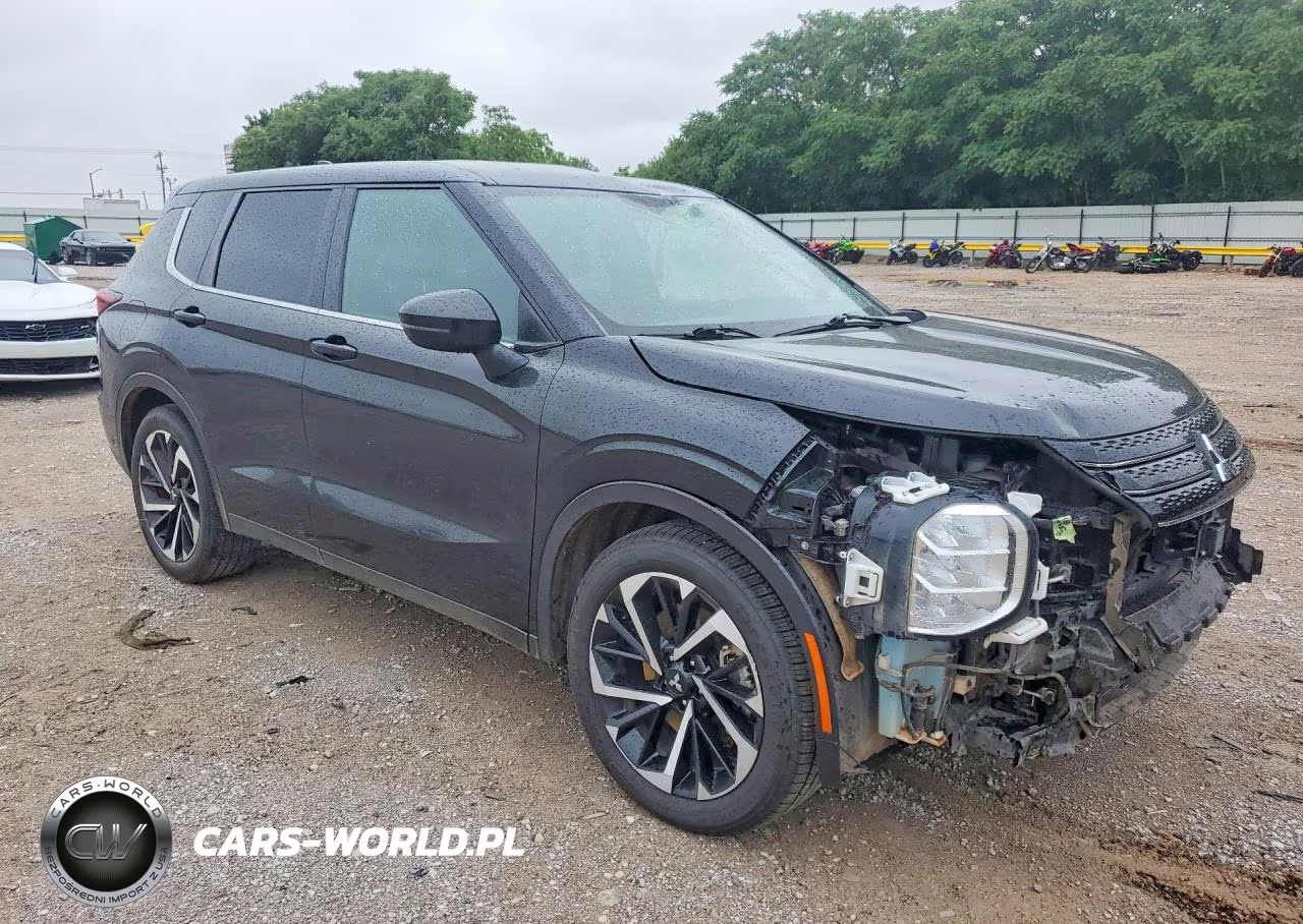 2023 Mitsubishi Outlander Se VIN:JA4J4UA84PZ027044 - 4
