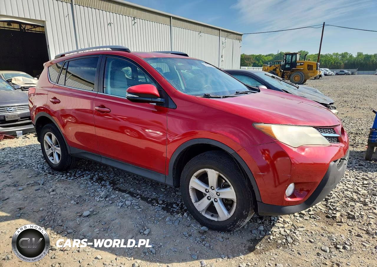2015 Toyota Rav4 Xle VIN:2T3RFREV8FW302462 - 4