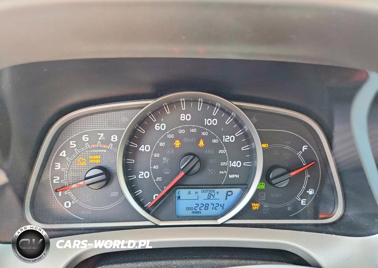 2015 Toyota Rav4 Xle VIN:2T3RFREV8FW302462 - 9