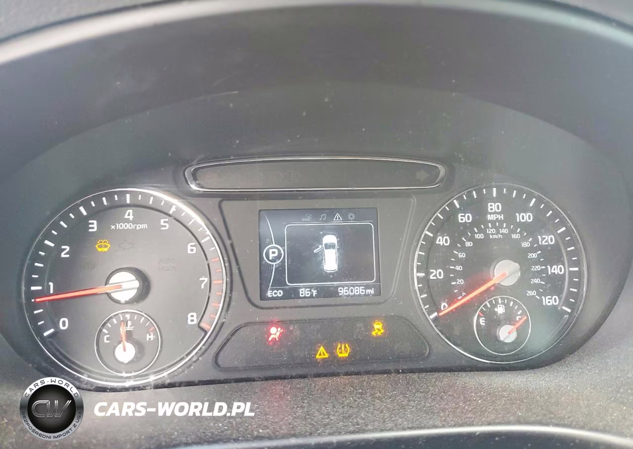 2017 Kia Sorento L VIN:5XYPG4A31HG220943 - 9