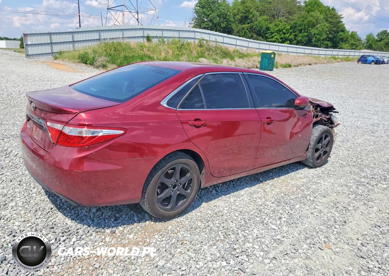 2016 Toyota Camry Se VIN:4T1BF1FK0GU572593 - 3