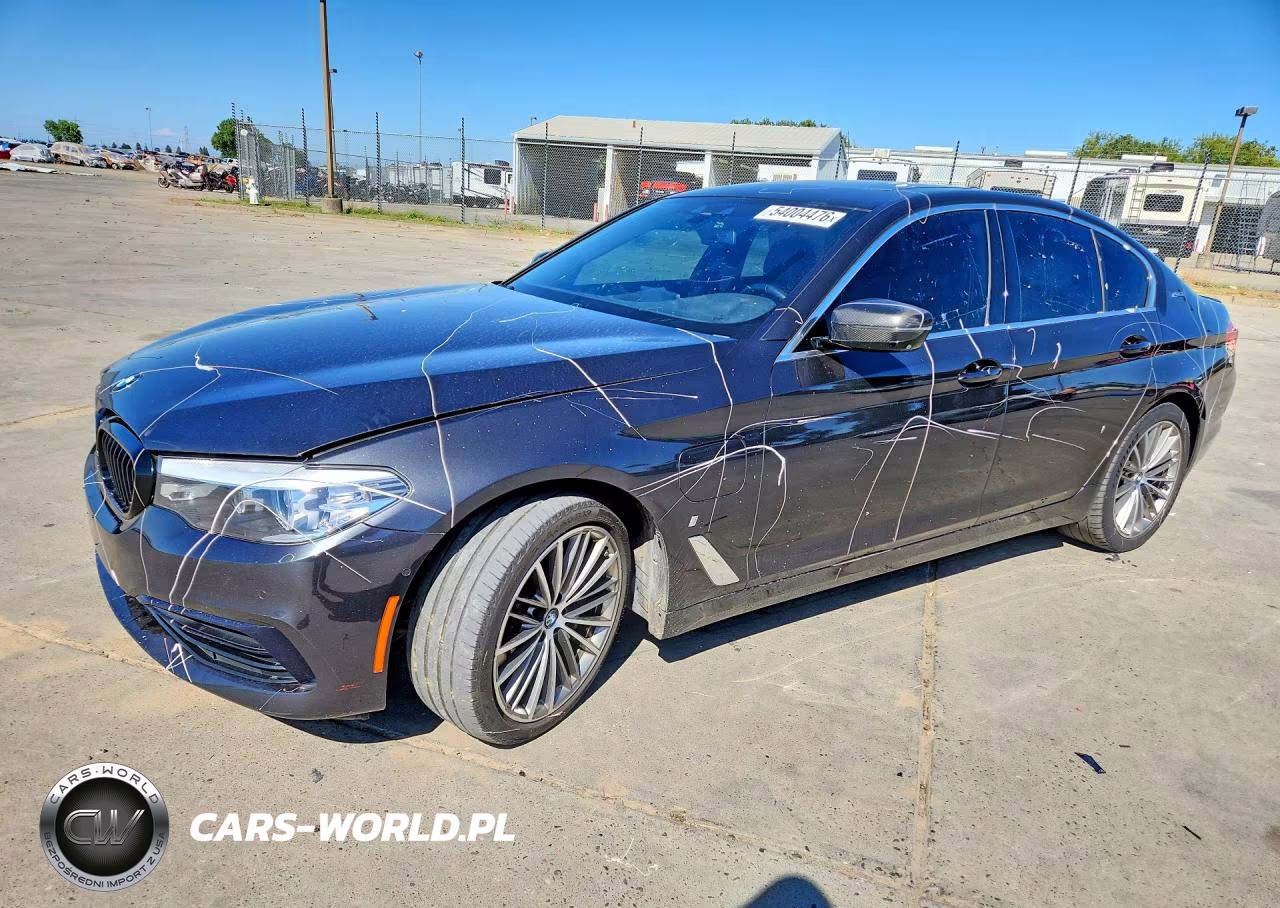 2019 BMW 530E