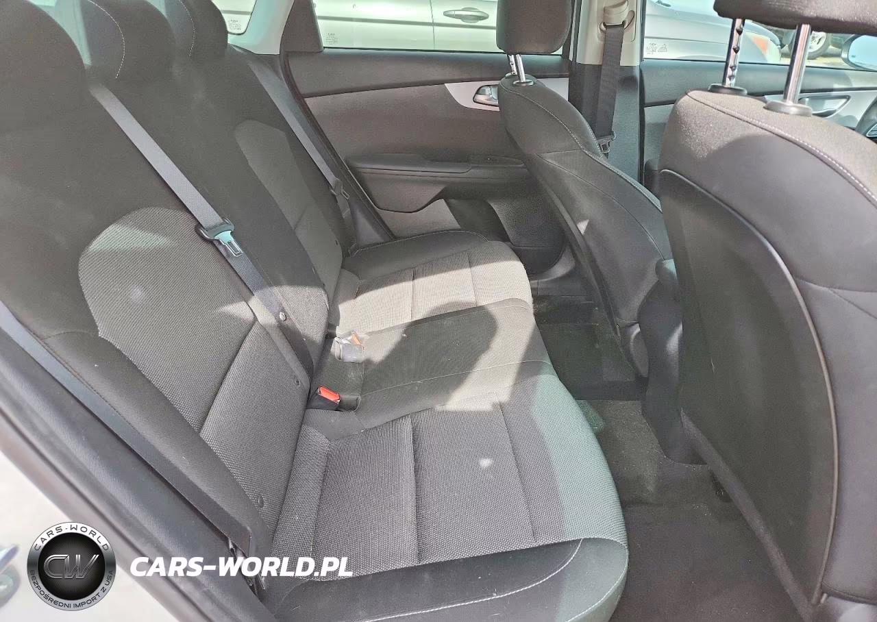2023 Kia Forte Lx VIN:3KPF24AD9PE520552 - 10