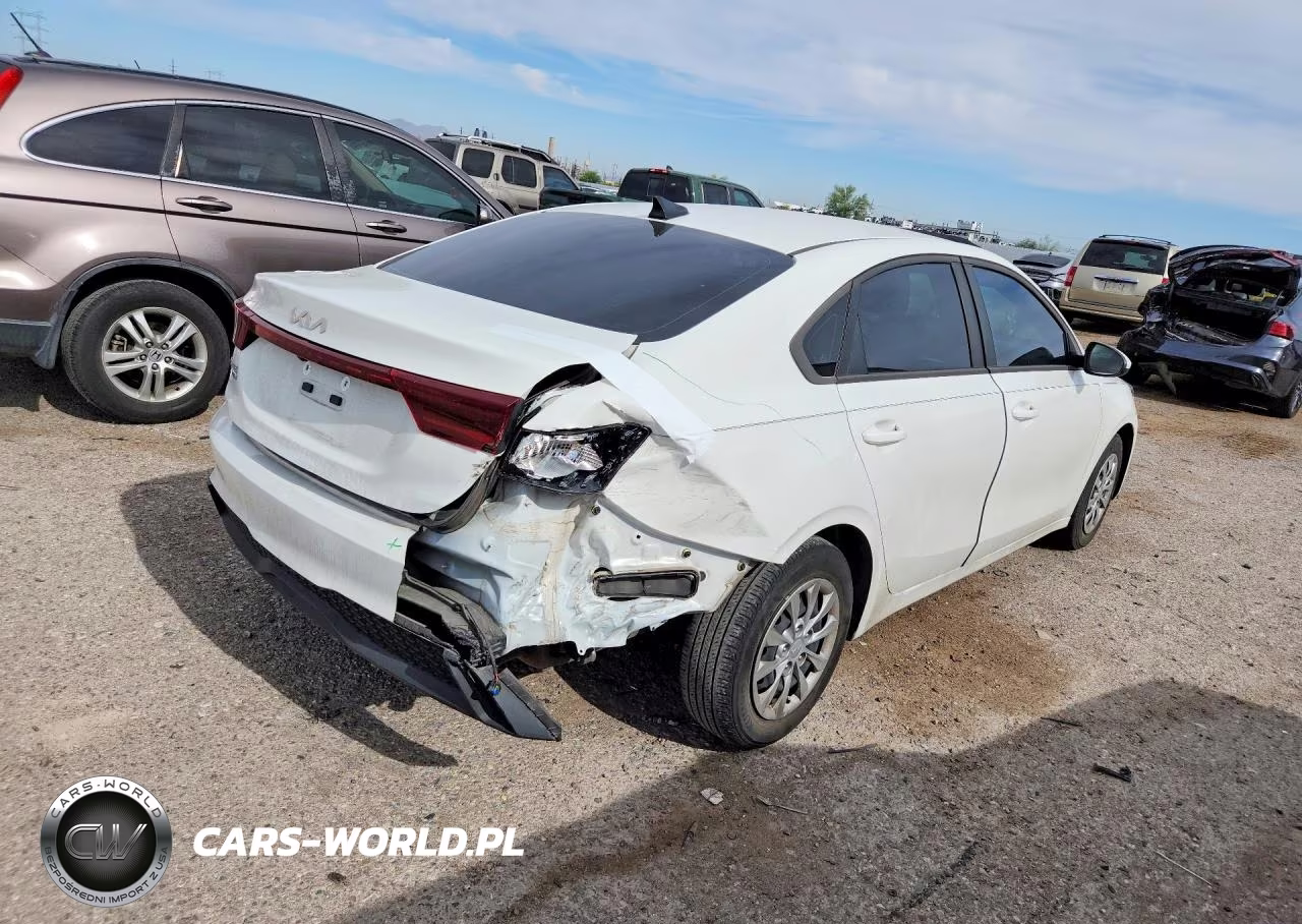2023 Kia Forte Lx VIN:3KPF24AD9PE520552 - 3