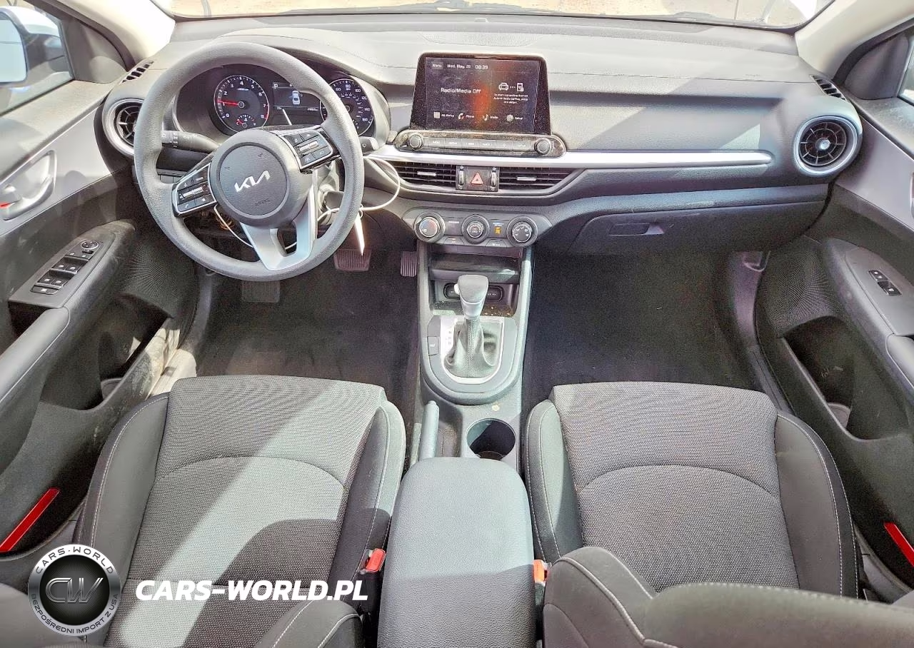 2023 Kia Forte Lx VIN:3KPF24AD9PE520552 - 8