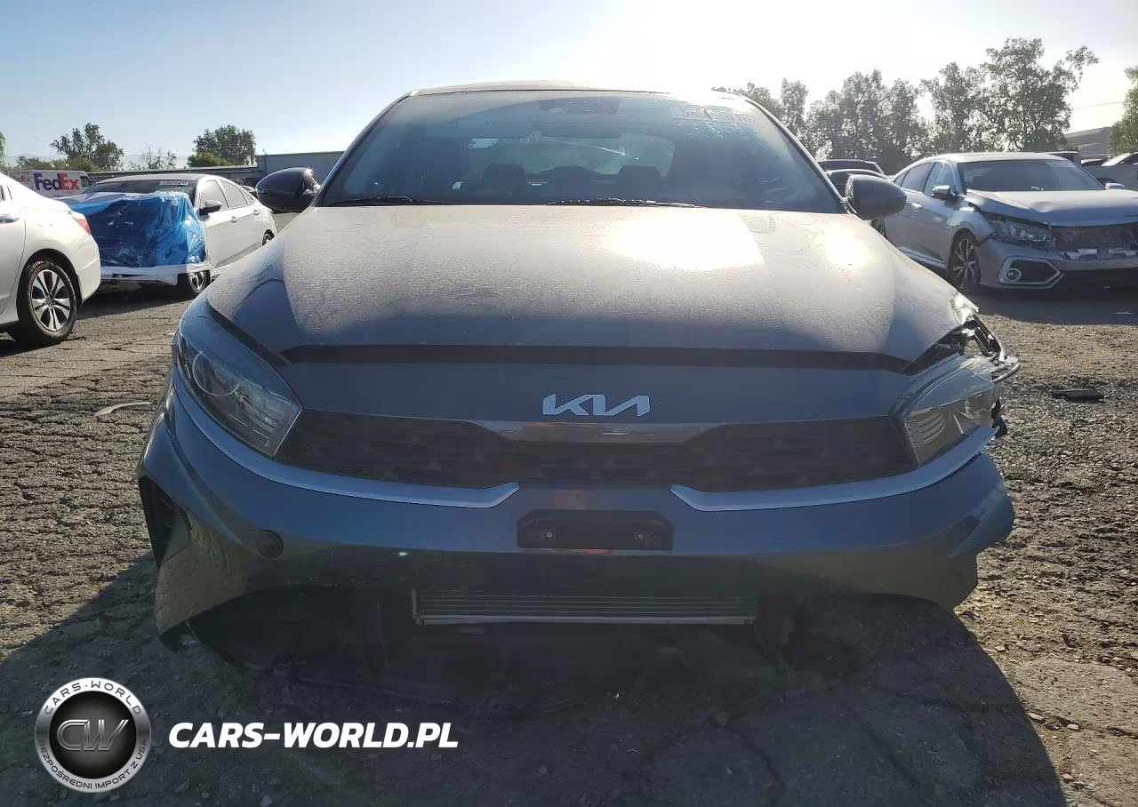 2022 Kia Forte Lxs VIN:3KPF24AD1NE478259 - 5
