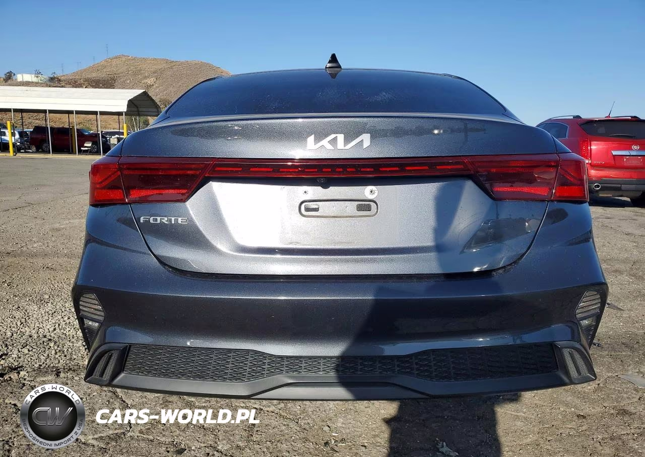 2022 Kia Forte Lxs VIN:3KPF24AD1NE478259 - 6