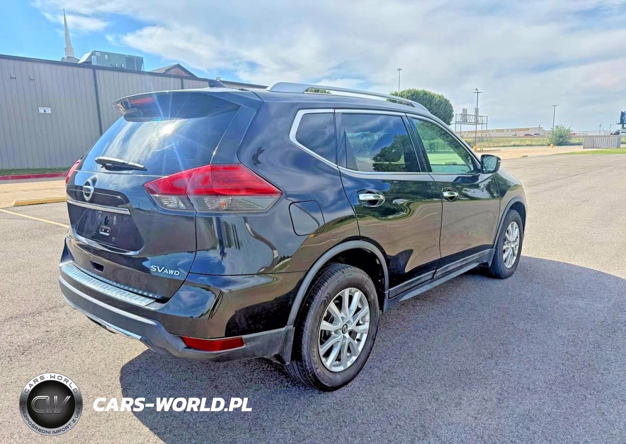 2017 Nissan Rogue Sv VIN:5N1AT2MV8HC817543 - 4