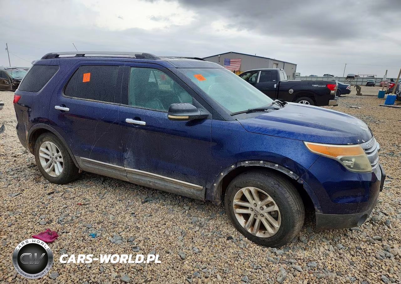 2011 Ford Explorer Xlt VIN:1FMHK8D8XBGA27997 - 4