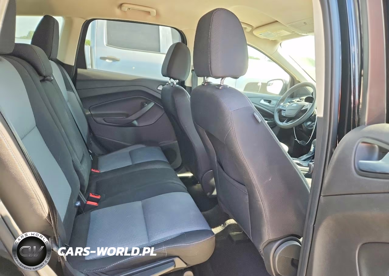 2017 Ford Escape Se VIN:1FMCU0GD1HUE72640 - 10