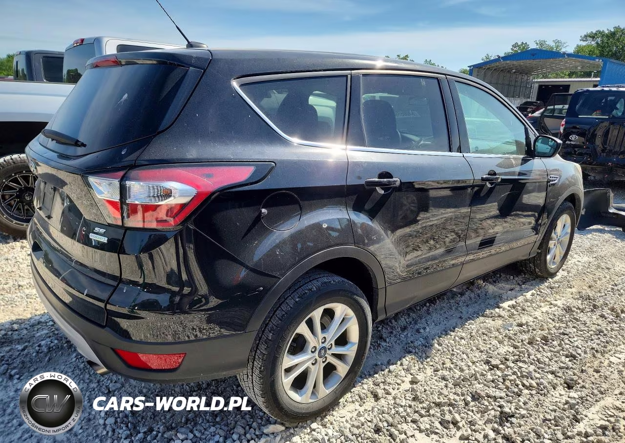 2017 Ford Escape Se VIN:1FMCU0GD1HUE72640 - 3