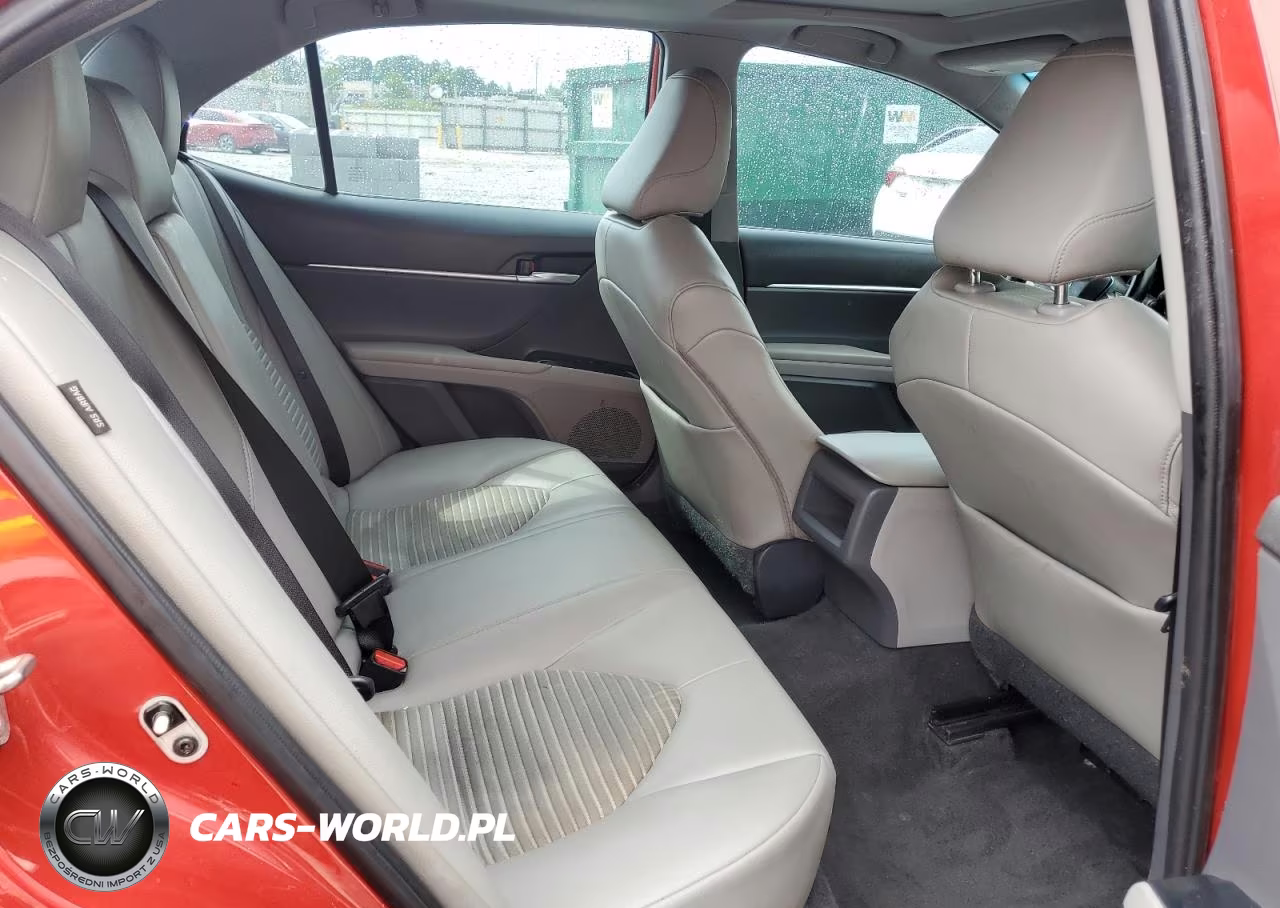 2020 Toyota Camry Se VIN:4T1M11AK8LU301189 - 10