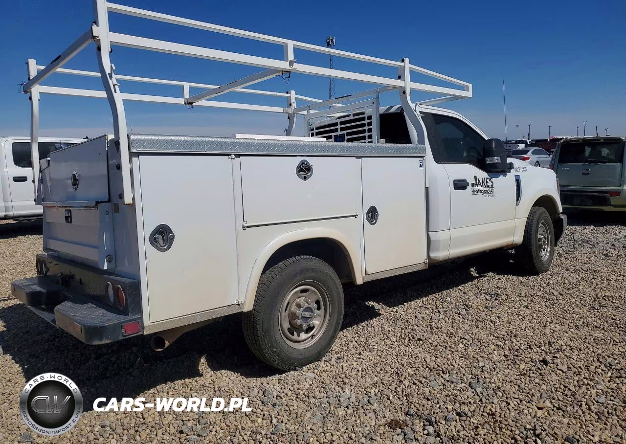 2018 Ford F350 Super Duty VIN:1FDBF3A68JED02034 - 3