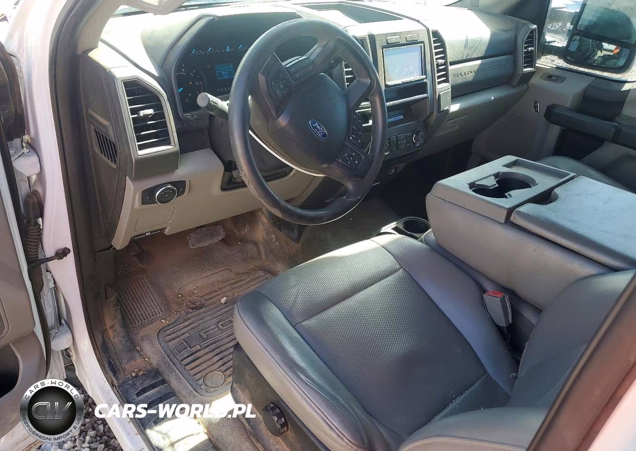 2018 Ford F350 Super Duty VIN:1FDBF3A68JED02034 - 8
