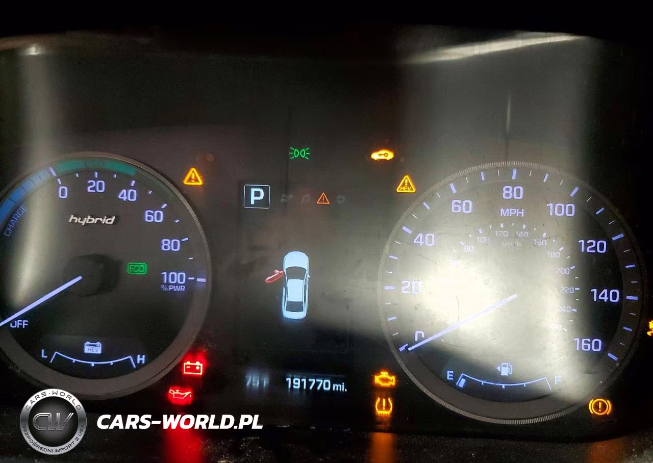 2016 Hyundai Sonata Hybrid Se VIN:KMHE24L11GA025226 - 9