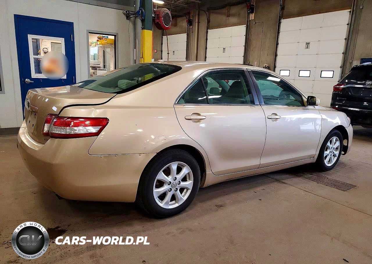 2011 Toyota Camry Le VIN:4T1BF3EK5BU686725 - 3