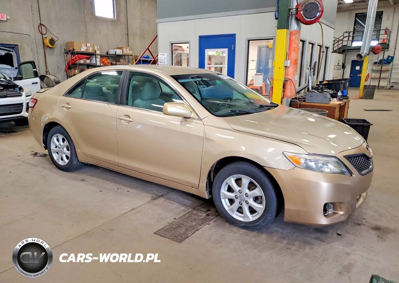 2011 Toyota Camry Le VIN:4T1BF3EK5BU686725 - 4
