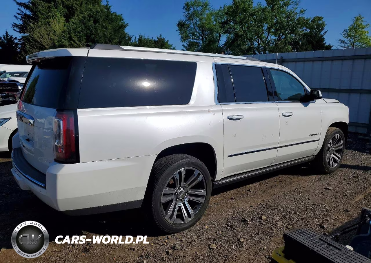 2018 GMC Yukon Xl Denali VIN:1GKS2HKJ7JR379765 - 3